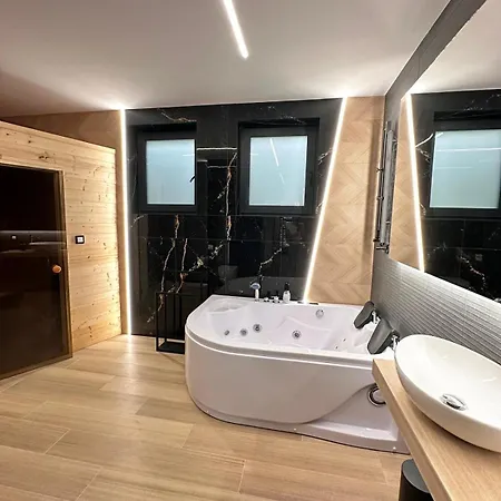 Prywatna Sauna, Jacuzzi I Bilard Appartement *