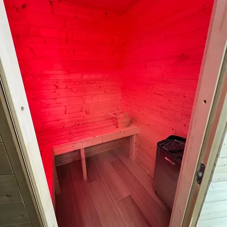 Appartement Prywatna Sauna, Jacuzzi I Bilard